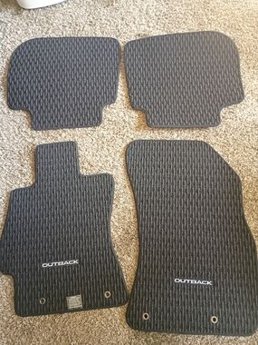 2015-2019Subaru Outback Black Front & Rear Carpet Floor Mats - Set of 4